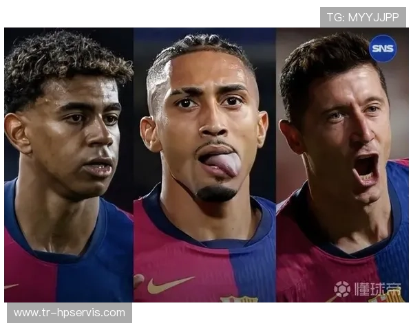 莱万:狗剩初期表现堪比金球 拉菲尼亚有望夺金球